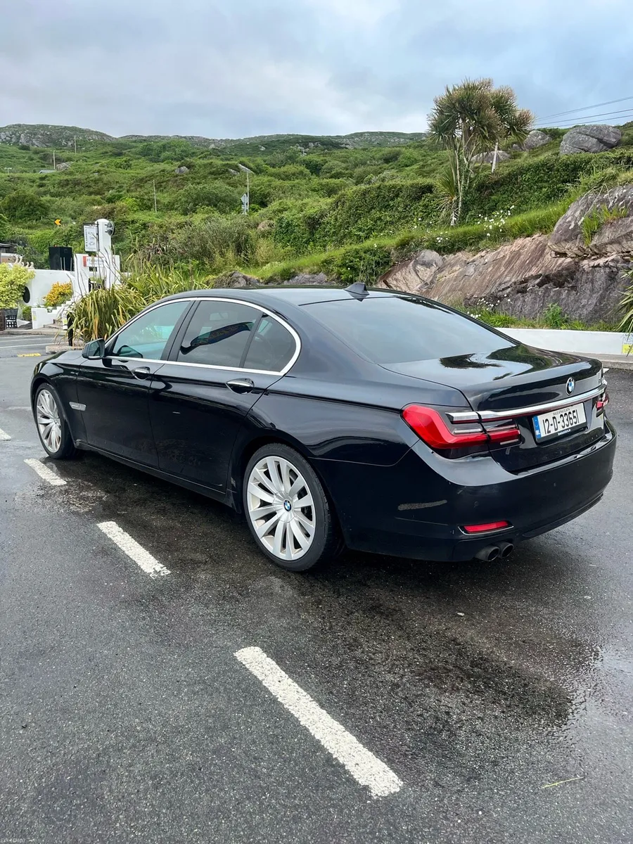 BMW730 - Image 1