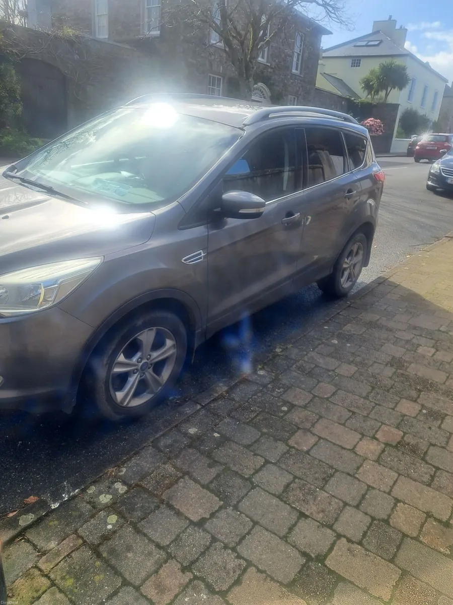Ford Kuga 2015 - Image 2