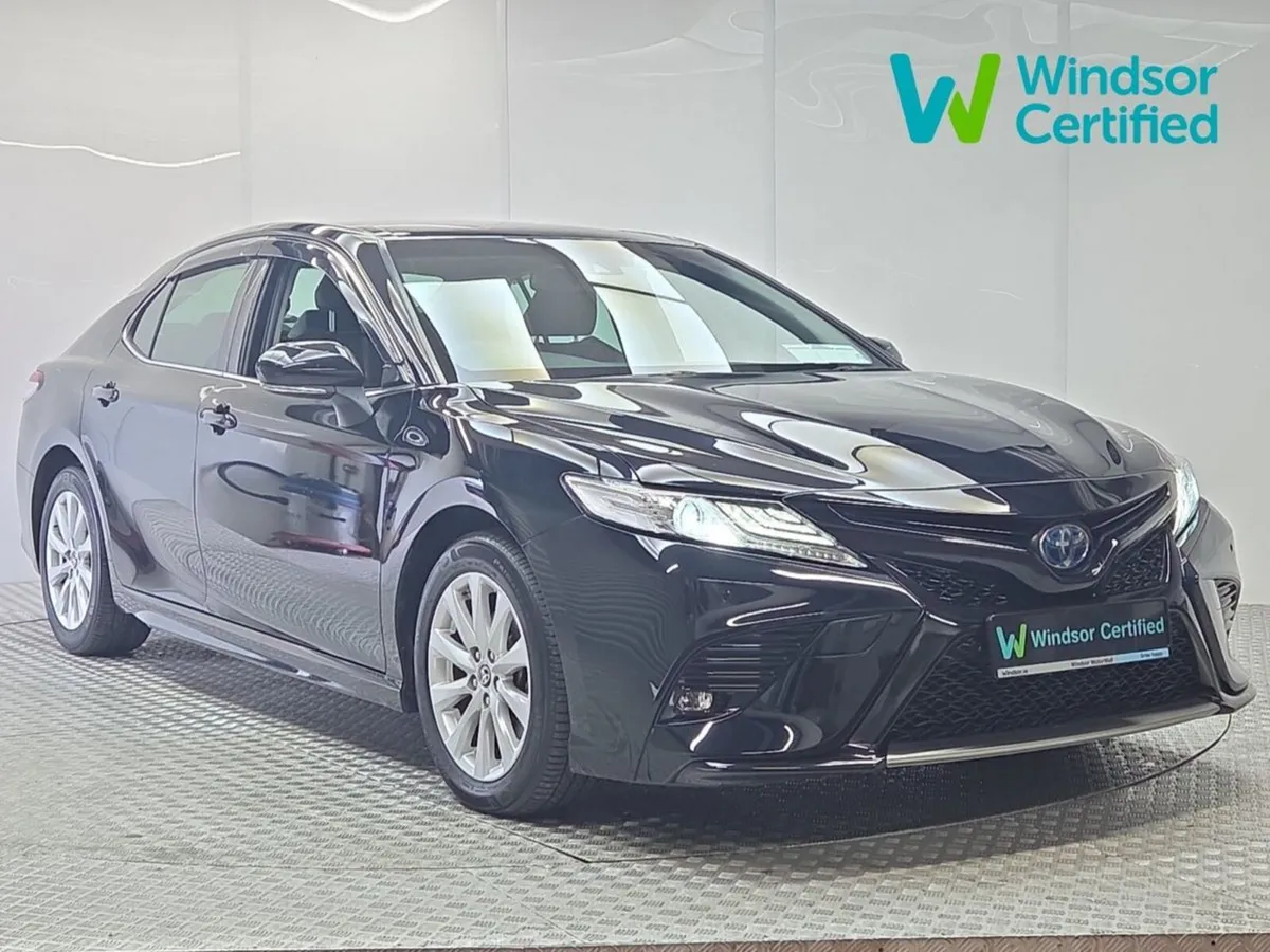Toyota Camry 2.5 HYBRID - Image 1