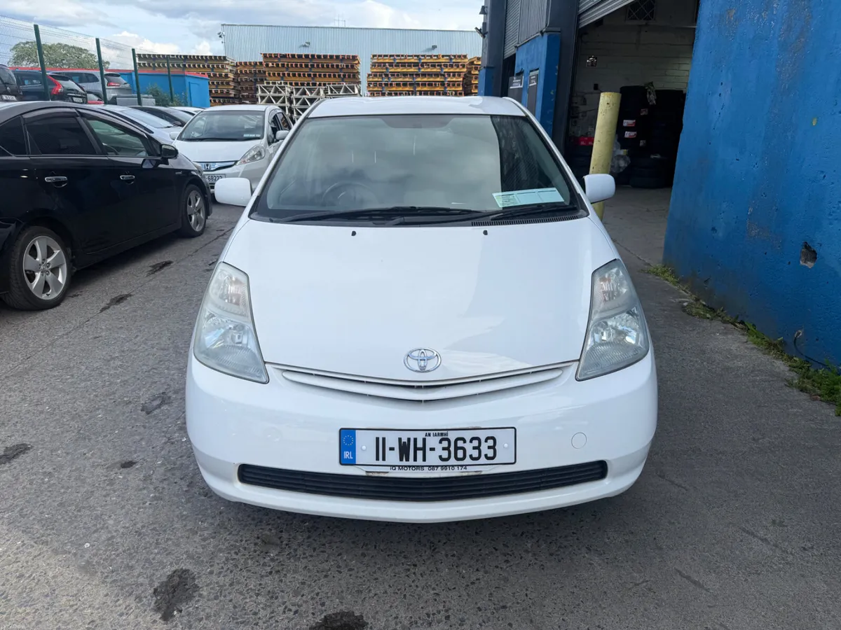 2011 Toyota Prius Hybrid Automatic 69k - Image 2