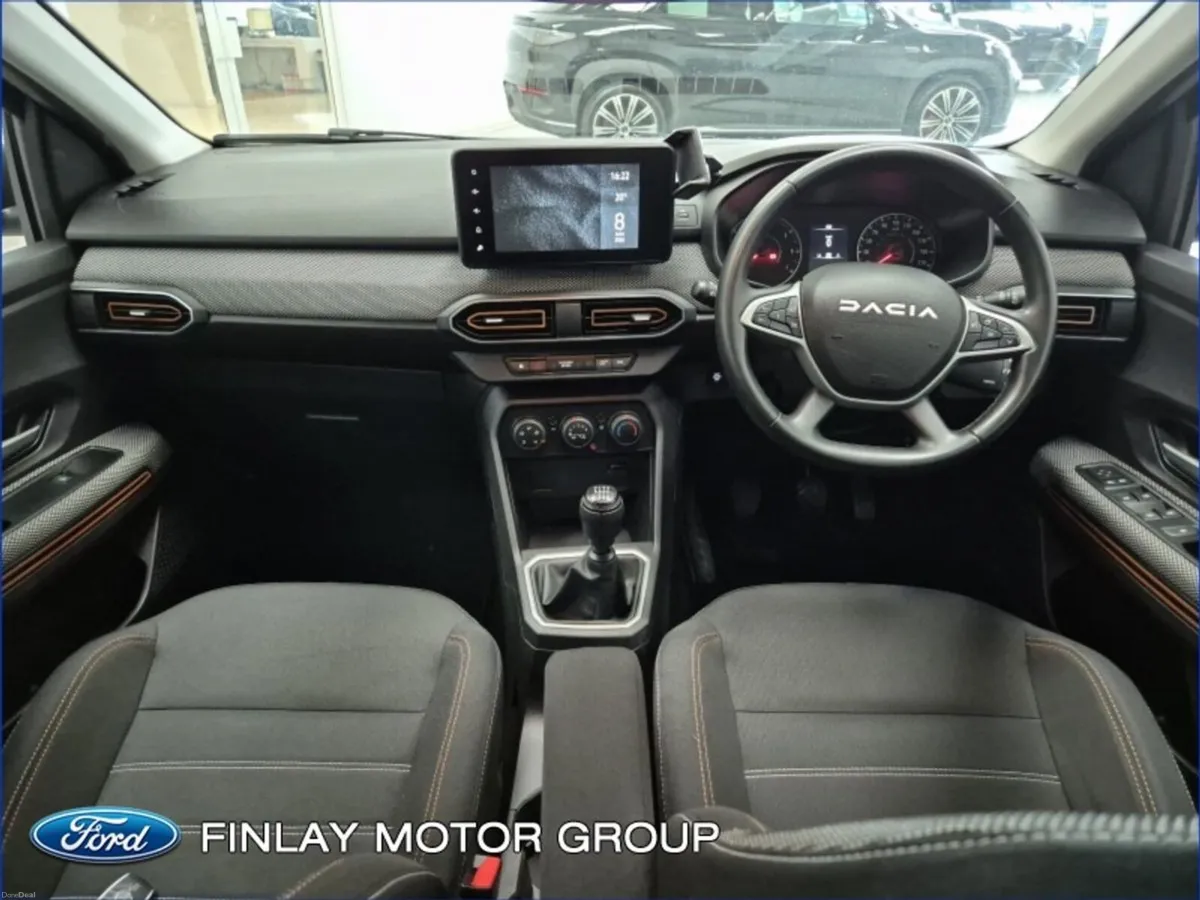 Dacia Sandero Stepway TCe 90 STEPWAY Expression - Image 2