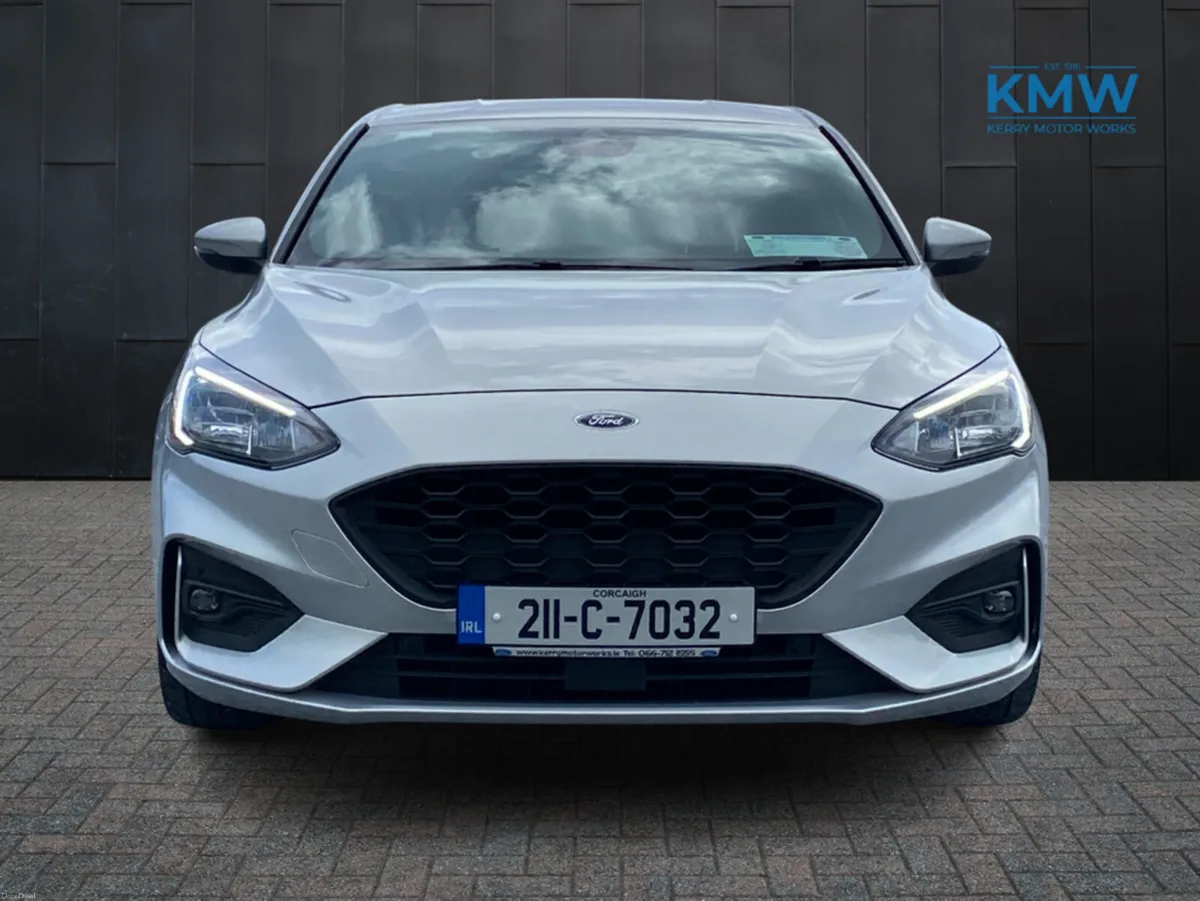 Ford Focus ST-Line 1.5 TDCI 120BHP - Image 3