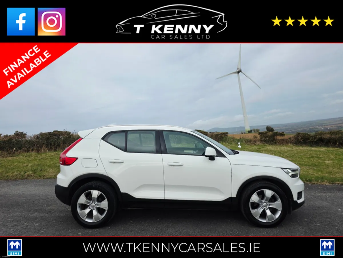 Volvo XC40 D3 MOMENTUM AT 5DR AUTO - Image 2