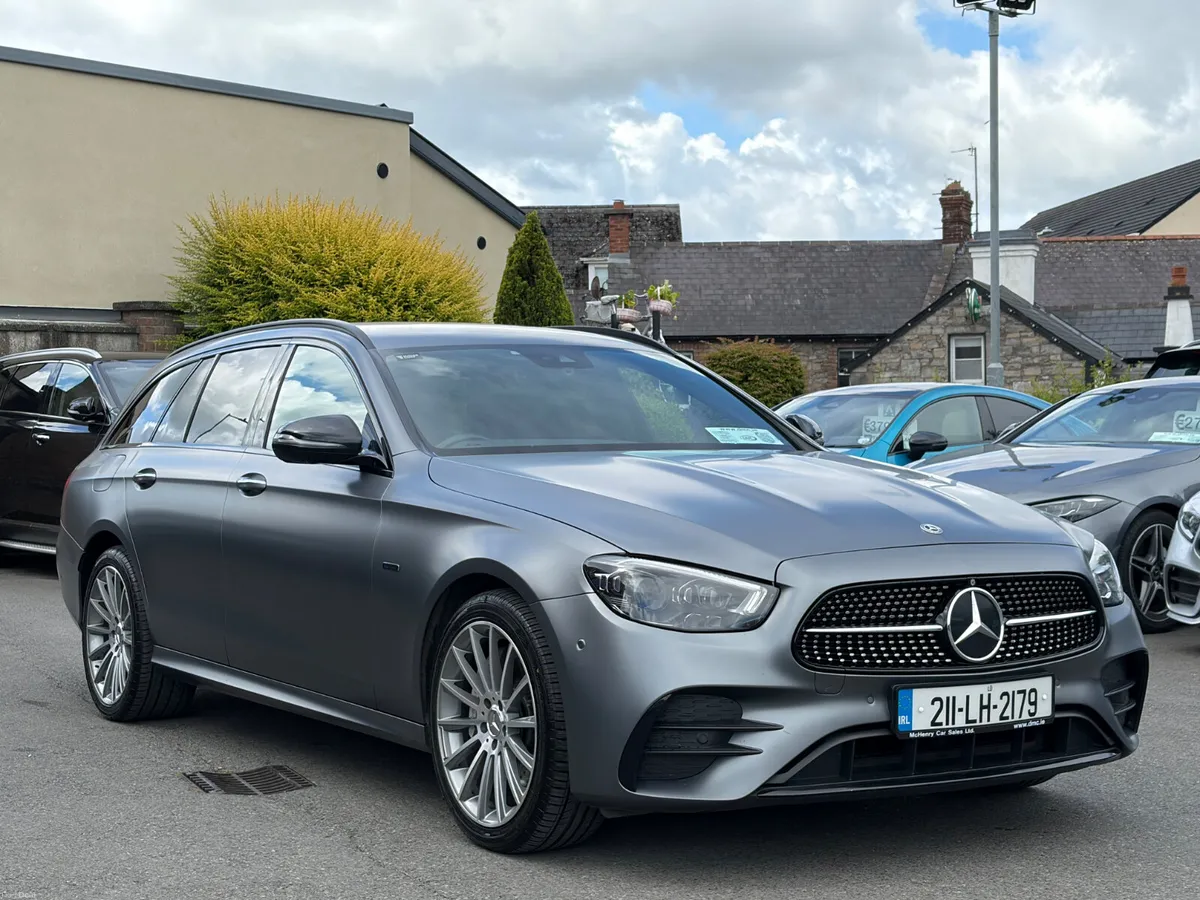 211 Mercedes-Benz E300DE AMG Premium Estate - Image 3