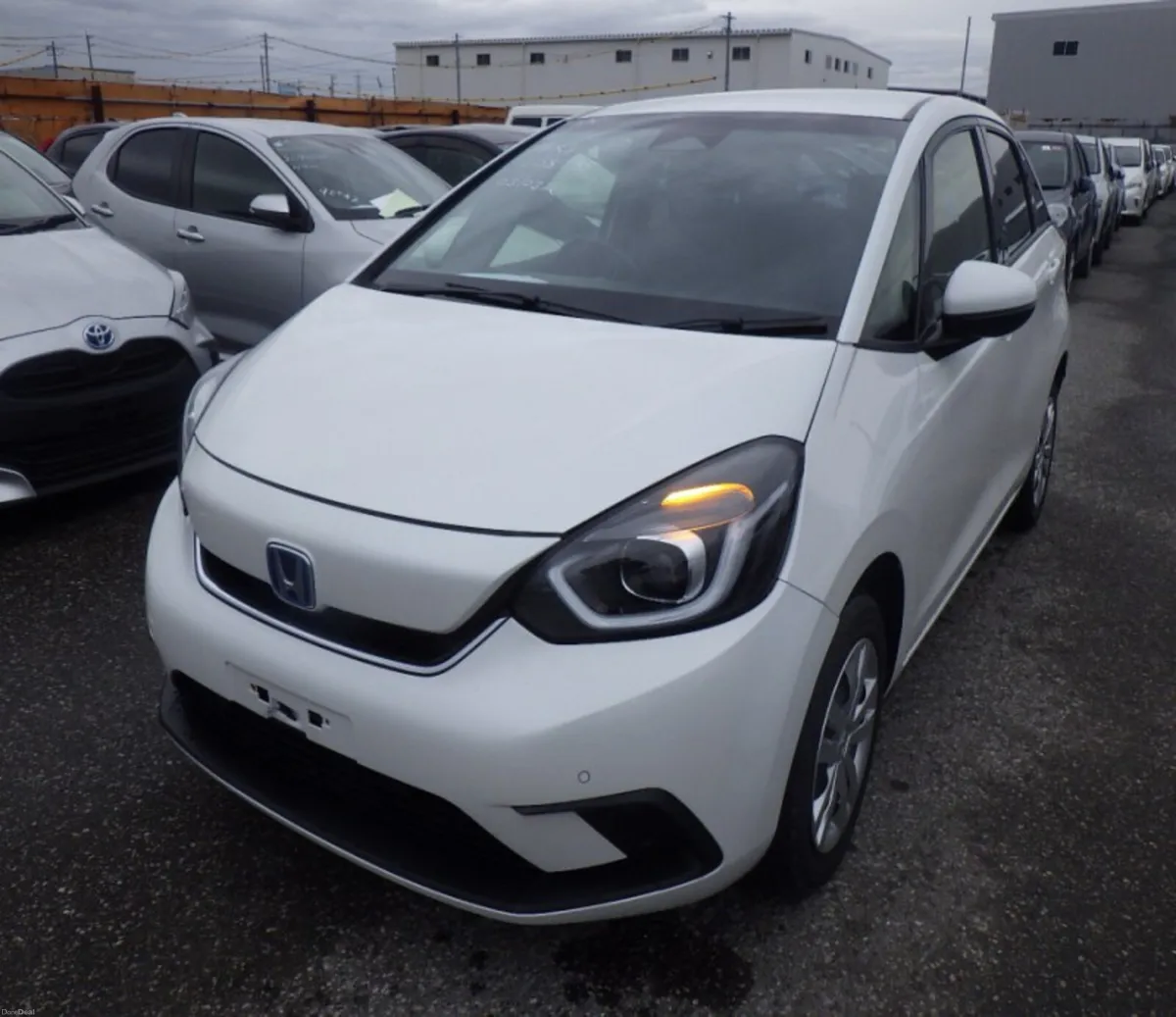 2021 HONDA FIT hybird automatic 1 owner - Image 2