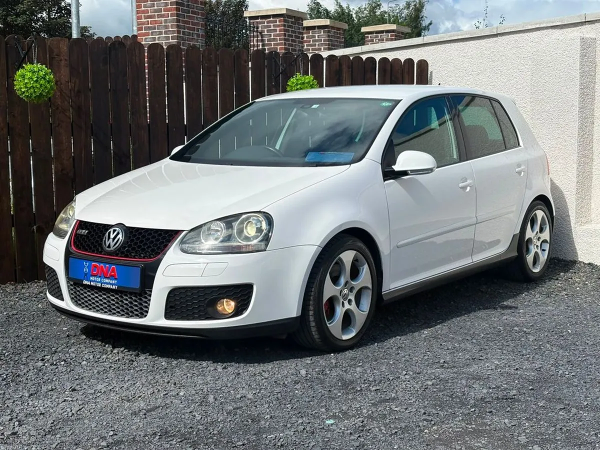 Volkswagen Golf GTI - DSG - 56KMS - Image 3