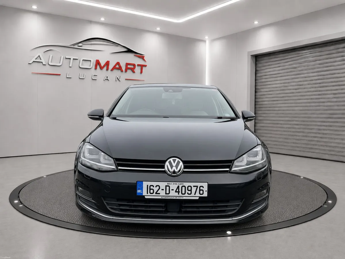 Volkswagen Golf 2016 Leather & Car play - Image 2