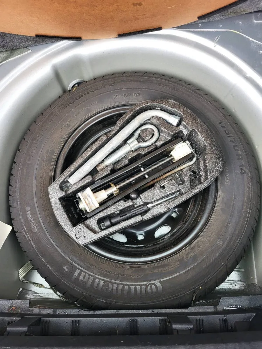 VW POLO DIESEL 1.2 - Image 4