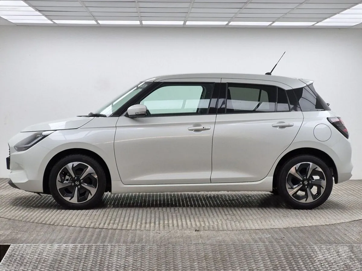 Suzuki Swift Ultra Hybrid Manual 1.2L - Image 5
