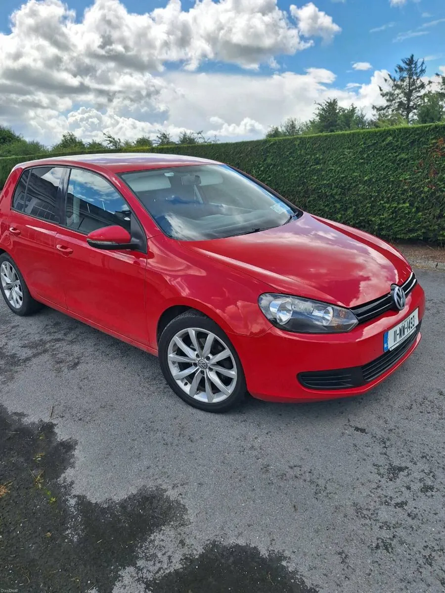 Volkswagen Golf 1.6 TDI Automatic - Image 3