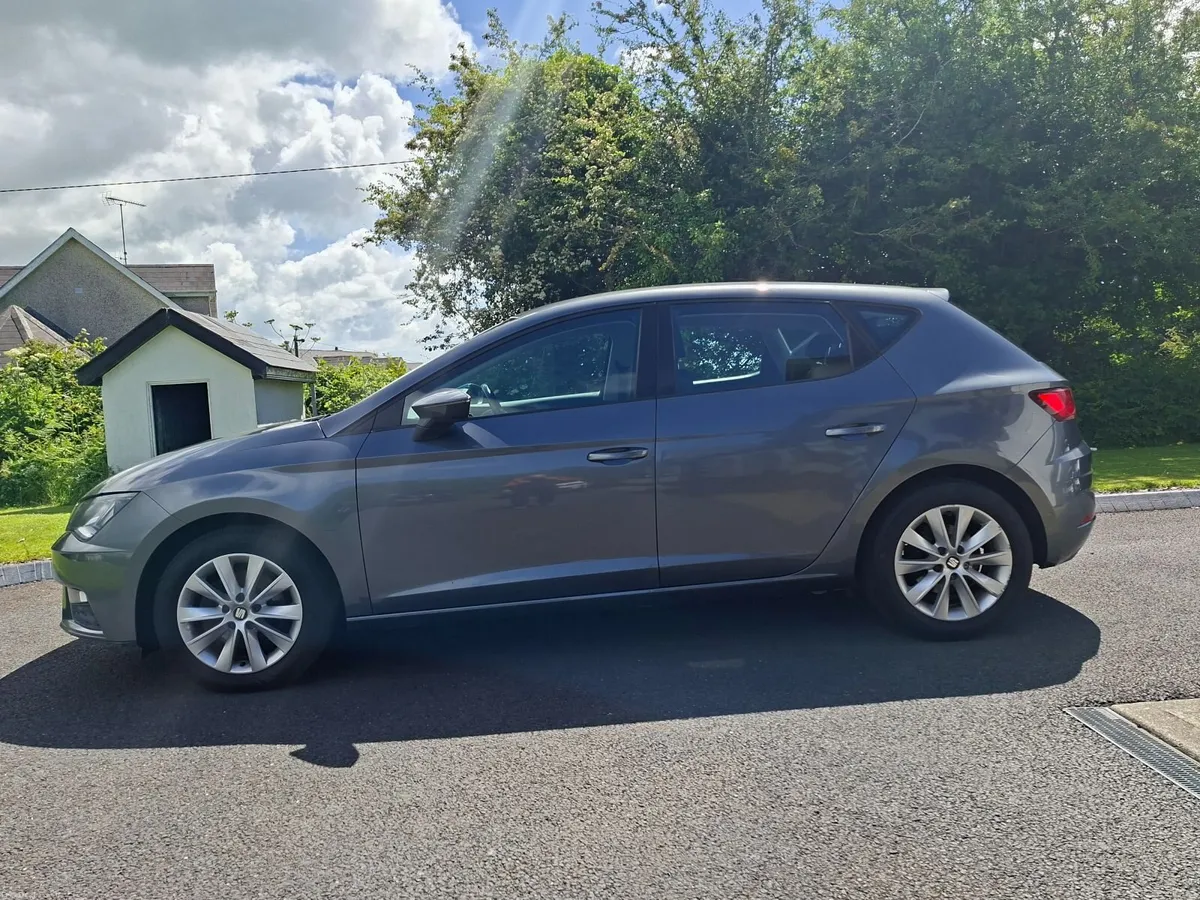 €8,250...2017 SEAT LEON 1.6 TDI...NEW NCT - Image 2
