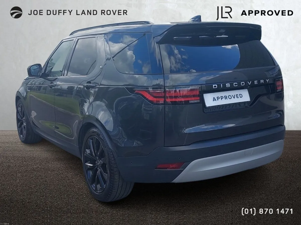 Land Rover Discovery 3.0 SD6 SE COMMERCIAL ex Vat - Image 3