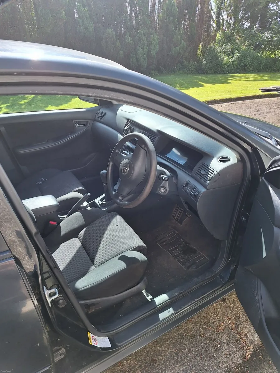 Toyota Corolla 2007 1.4 Petrol - Image 4