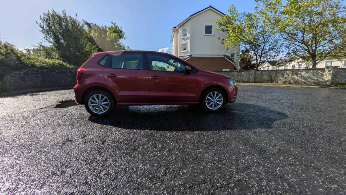 Volkswagen Polo Lounge Edition 1.2 TSI automatic - Image 4