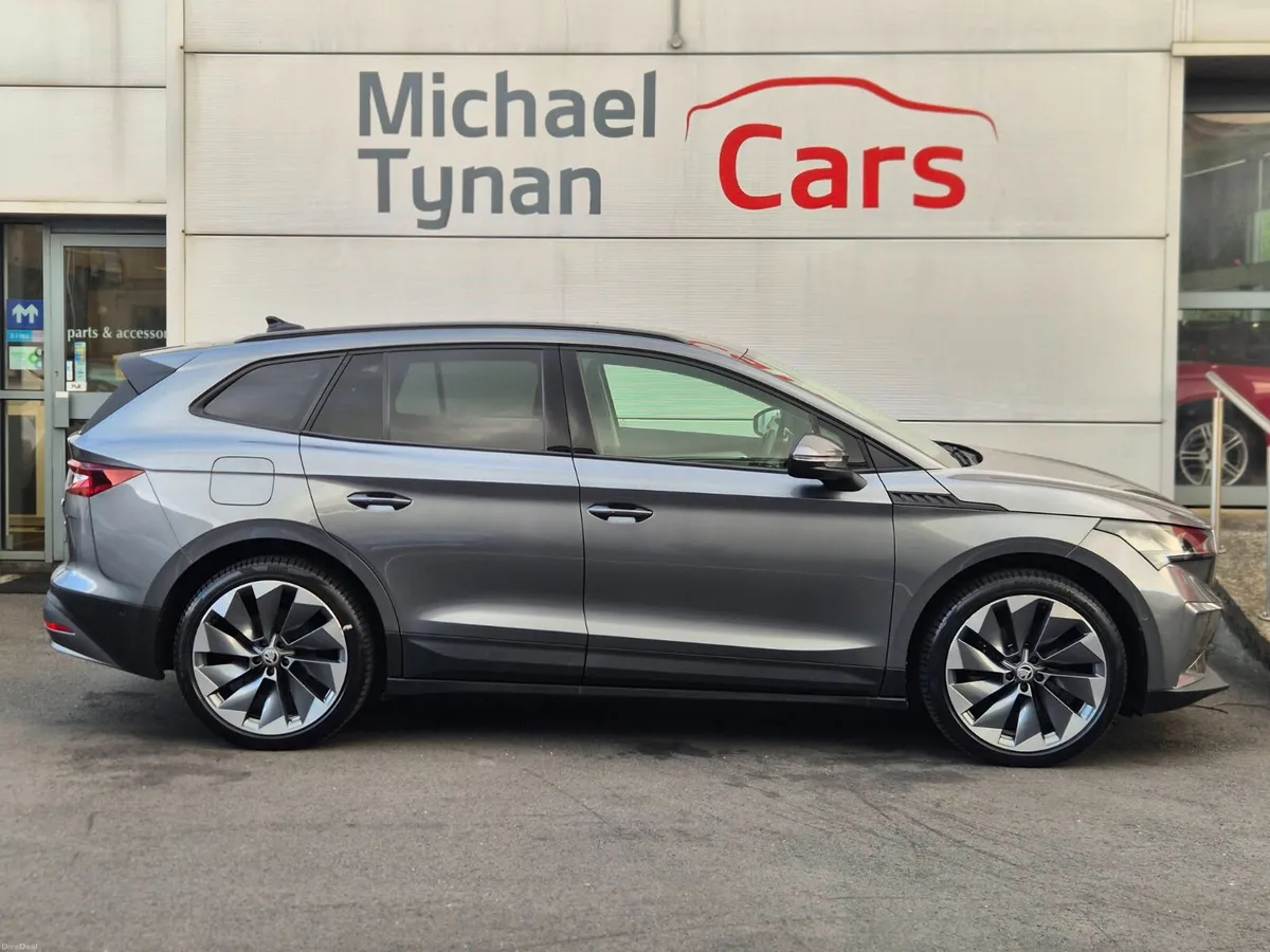 2022 Skoda Enyaq 60 IV Lounge, Leather, 21" Alloys - Image 5