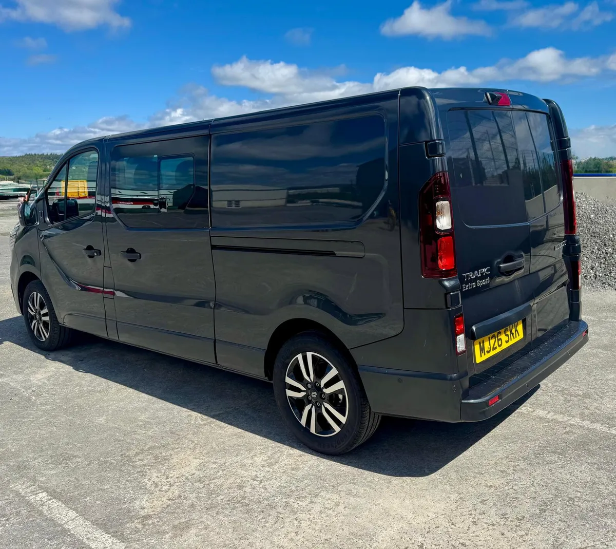 Renault Trafic 2026 6seater crew van - Image 6