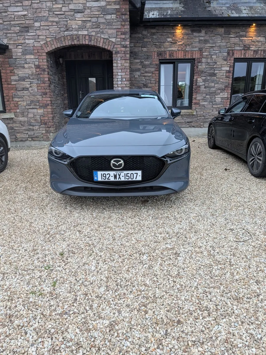 Mazda Mazda3 2019 - Image 2