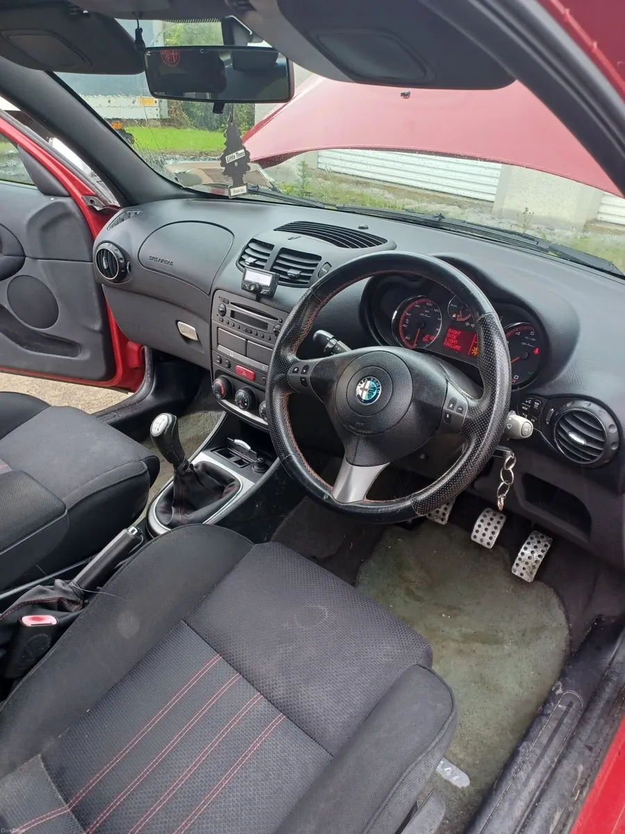 Alfa Romeo 147 2008 - Image 4