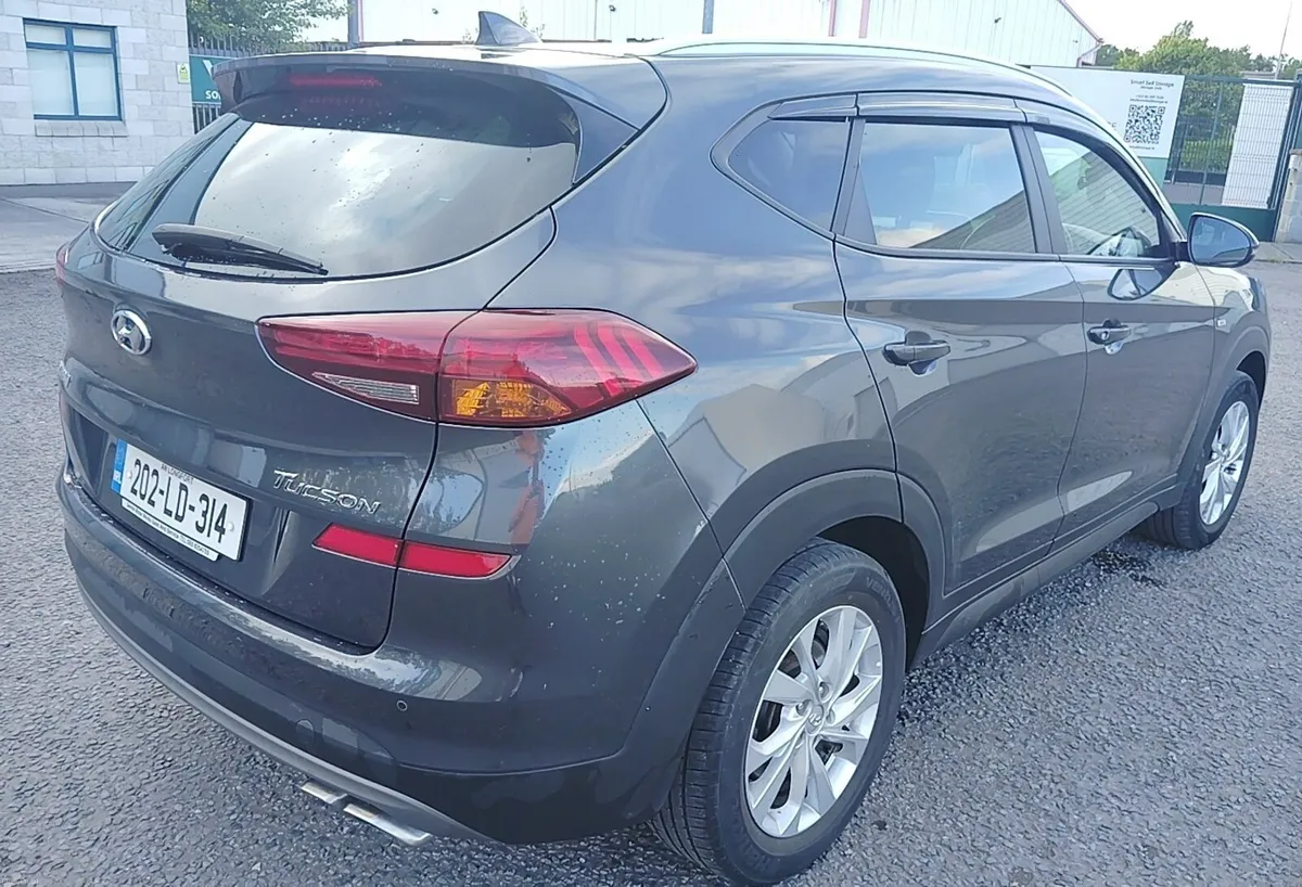 202 Hyundai Tucson Auto 1.6 CRDi - Image 4