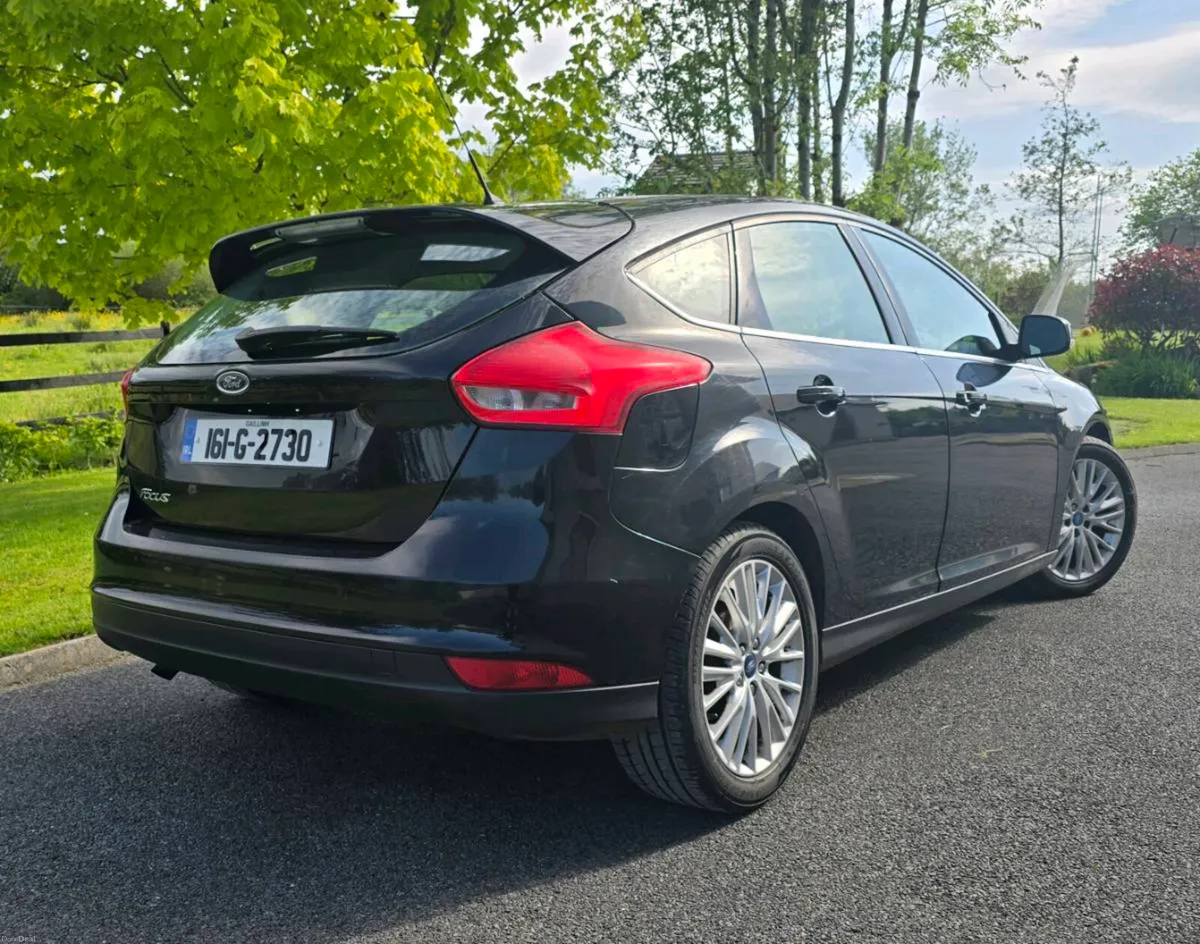 Ford Focus 5DR 1.5 TD 95PS 6SPD 4DR - Image 3