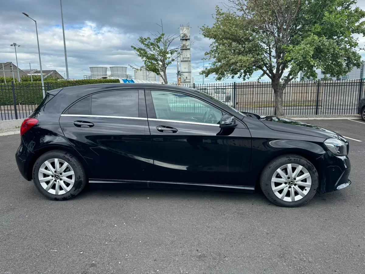 Mercedes Benz A180 - Image 2