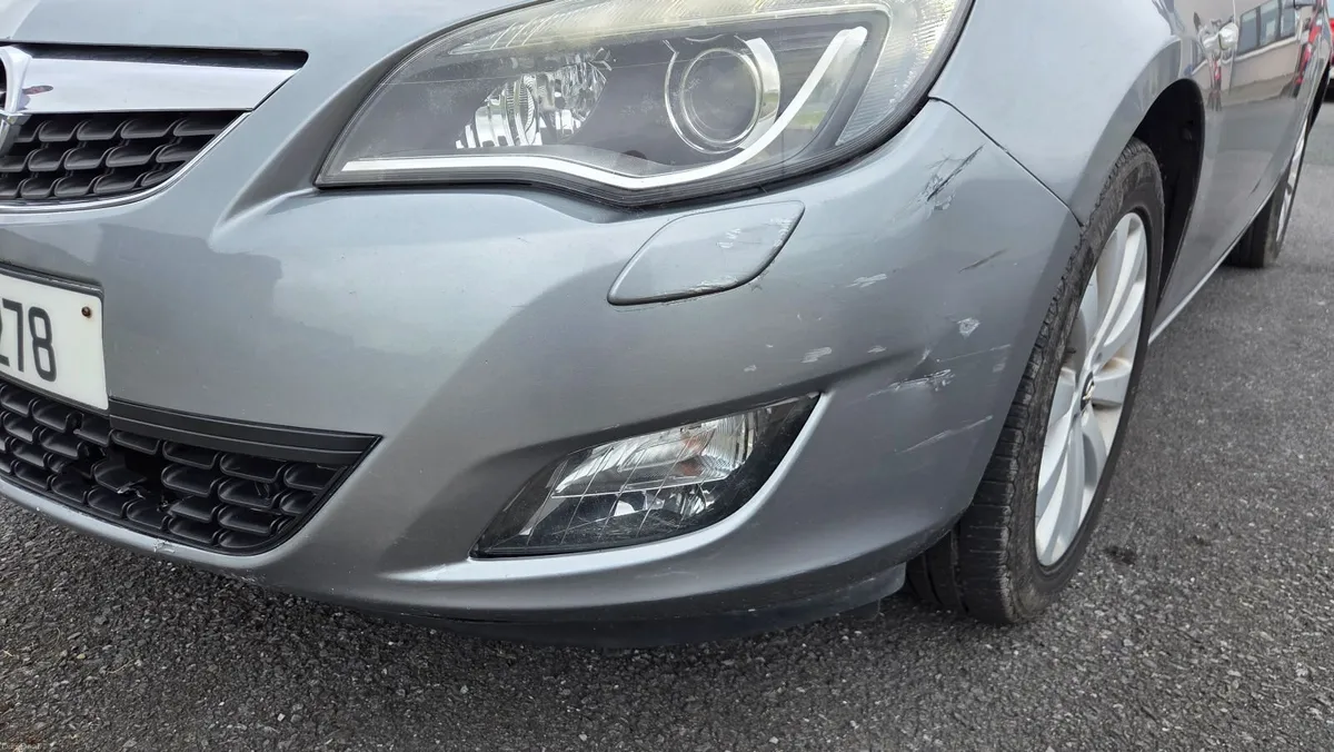Opel Astra 2010 - Image 6