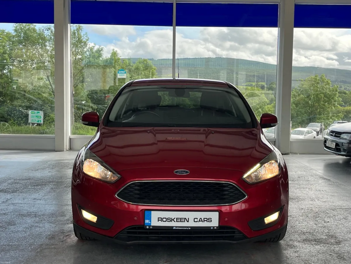 Ford Focus ZETEC TDCI - Image 2