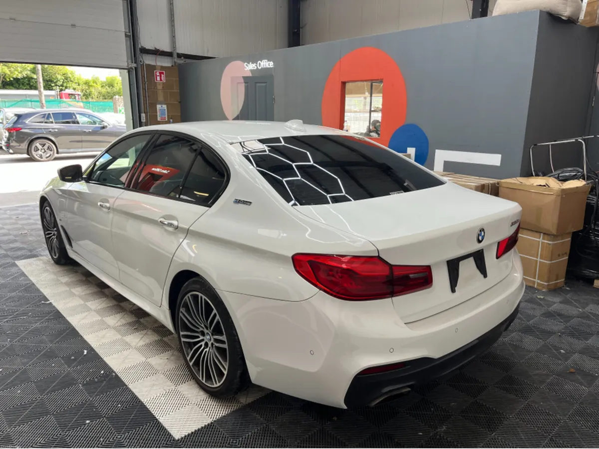 BMW 5-Series 2018 BMW 530E M-SPORT iPERFORMANCE 2. - Image 4
