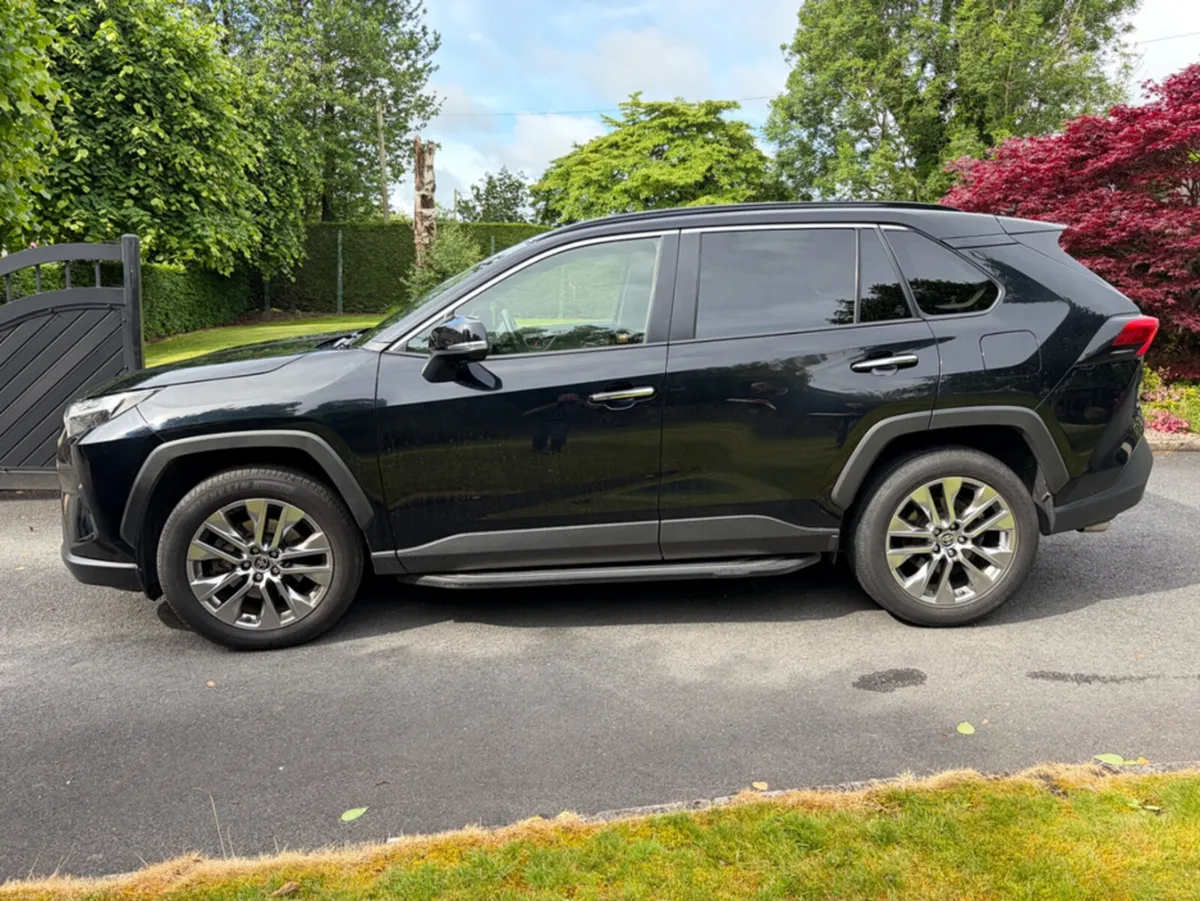 Toyota RAV4 EXCEL HEV 4X2 CVT VVT-I - Image 3