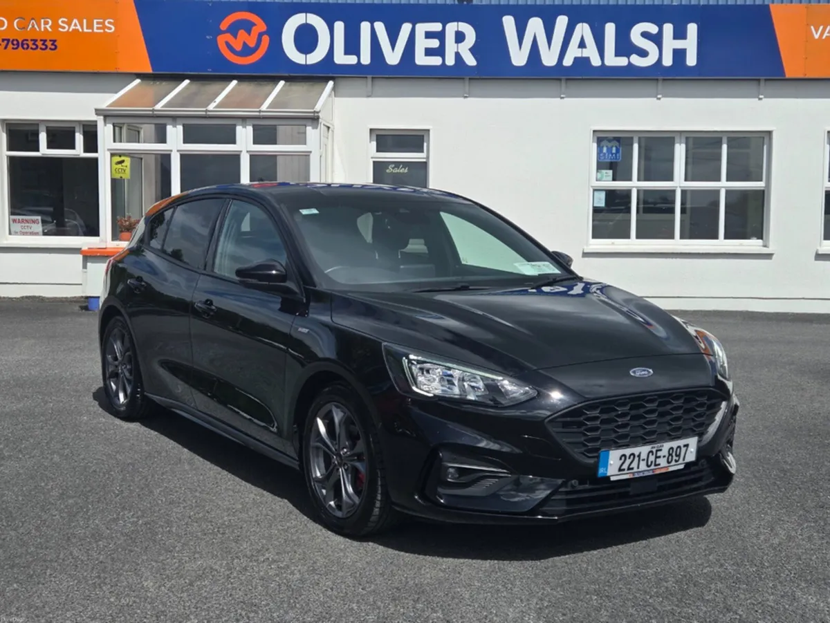 Ford Focus ST-LINE EDITION 5DR 1.5 TD 120 M6 - Image 1