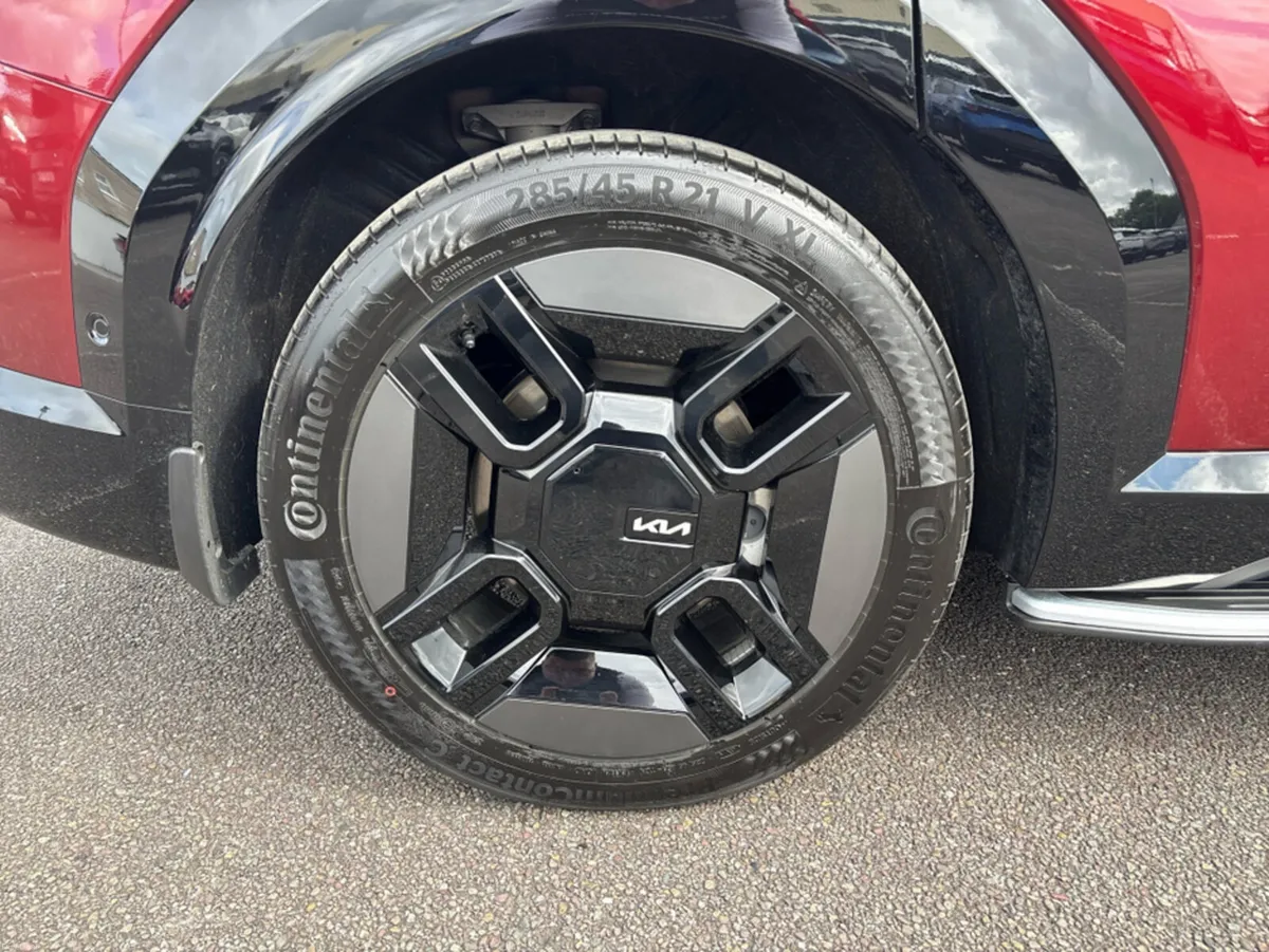 Kia EV9 GT LINE 6SPEED 4WD MY25 ME - Image 4