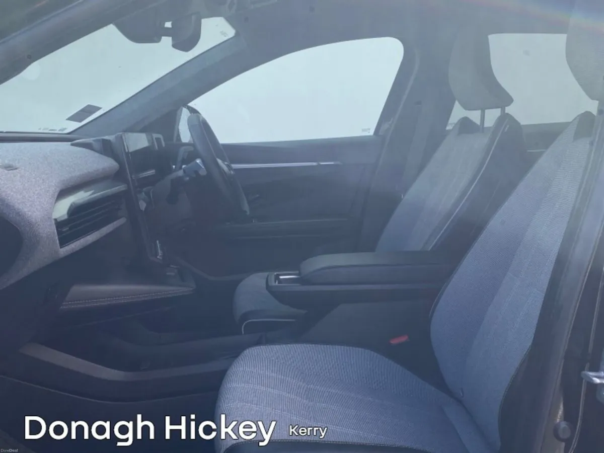 Renault Scenic Techno 60kWh 170hp - Image 4