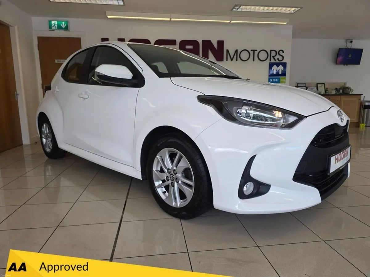 Toyota Yaris 1.0 Luna 5DR New Model - Image 1