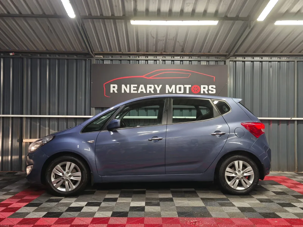 2015 Hyundai ix20 1.4 Diesel 90hp Deluxe Manual - Image 3