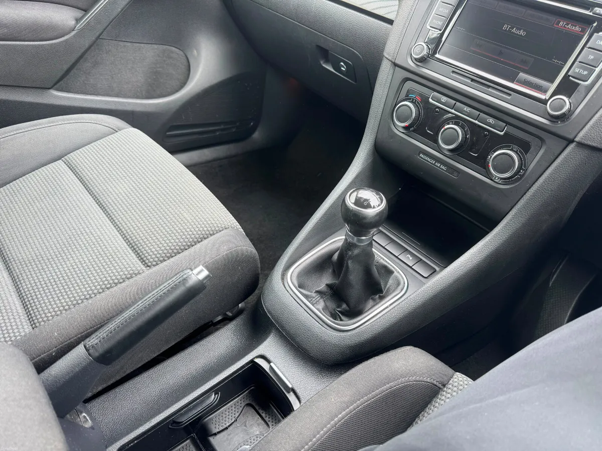 Volkswagen Golf 1.4 PETROL HIGHLINE 2012 - Image 4