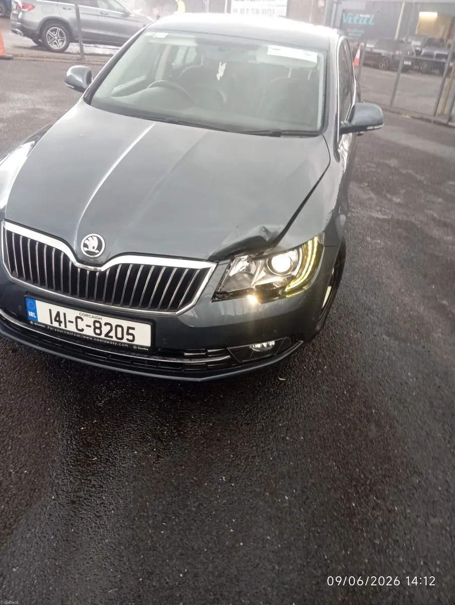 Skoda Superb 2014 - Image 3