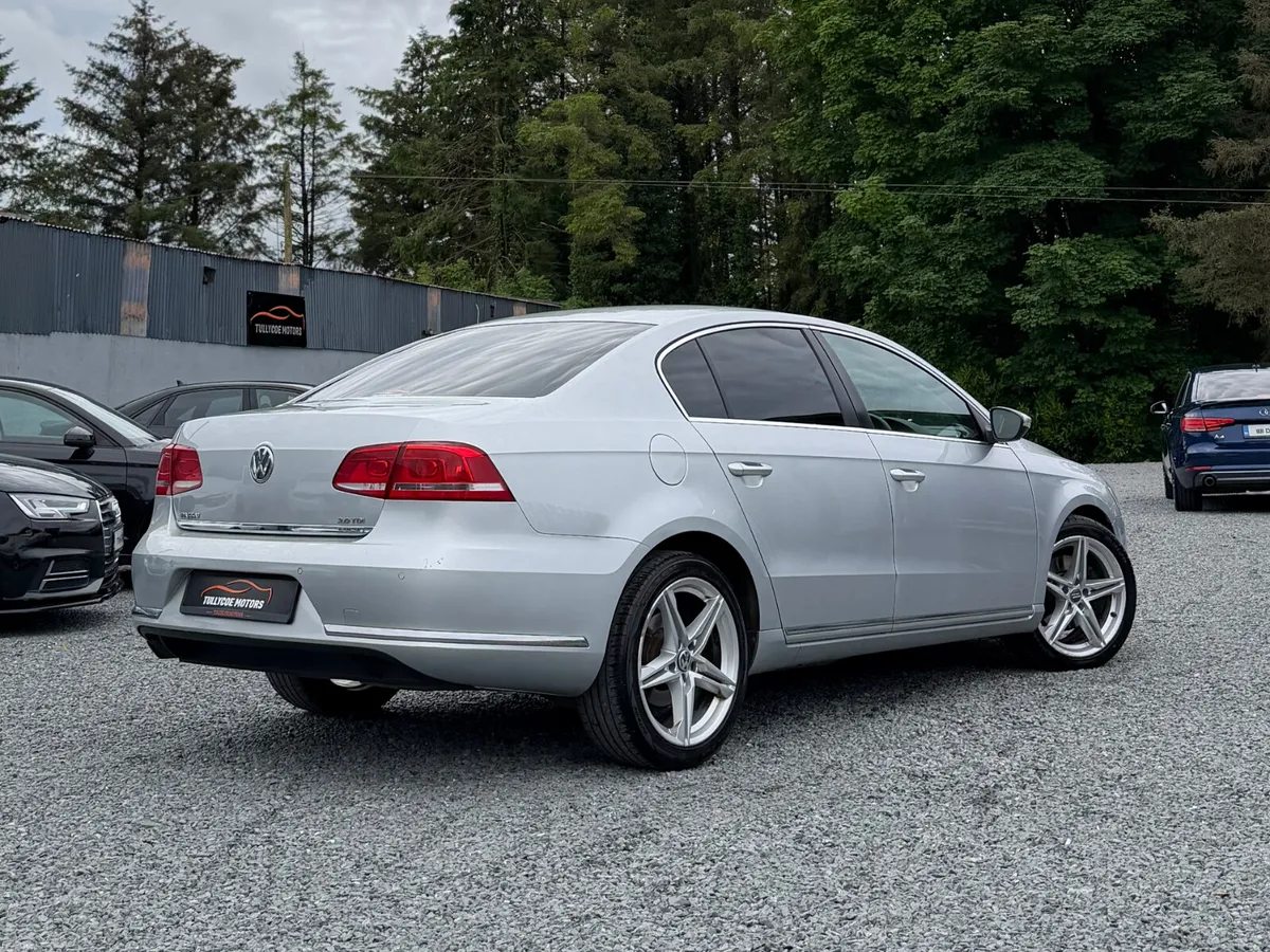VOLKSWAGEN PASSAT 2014 - Image 5
