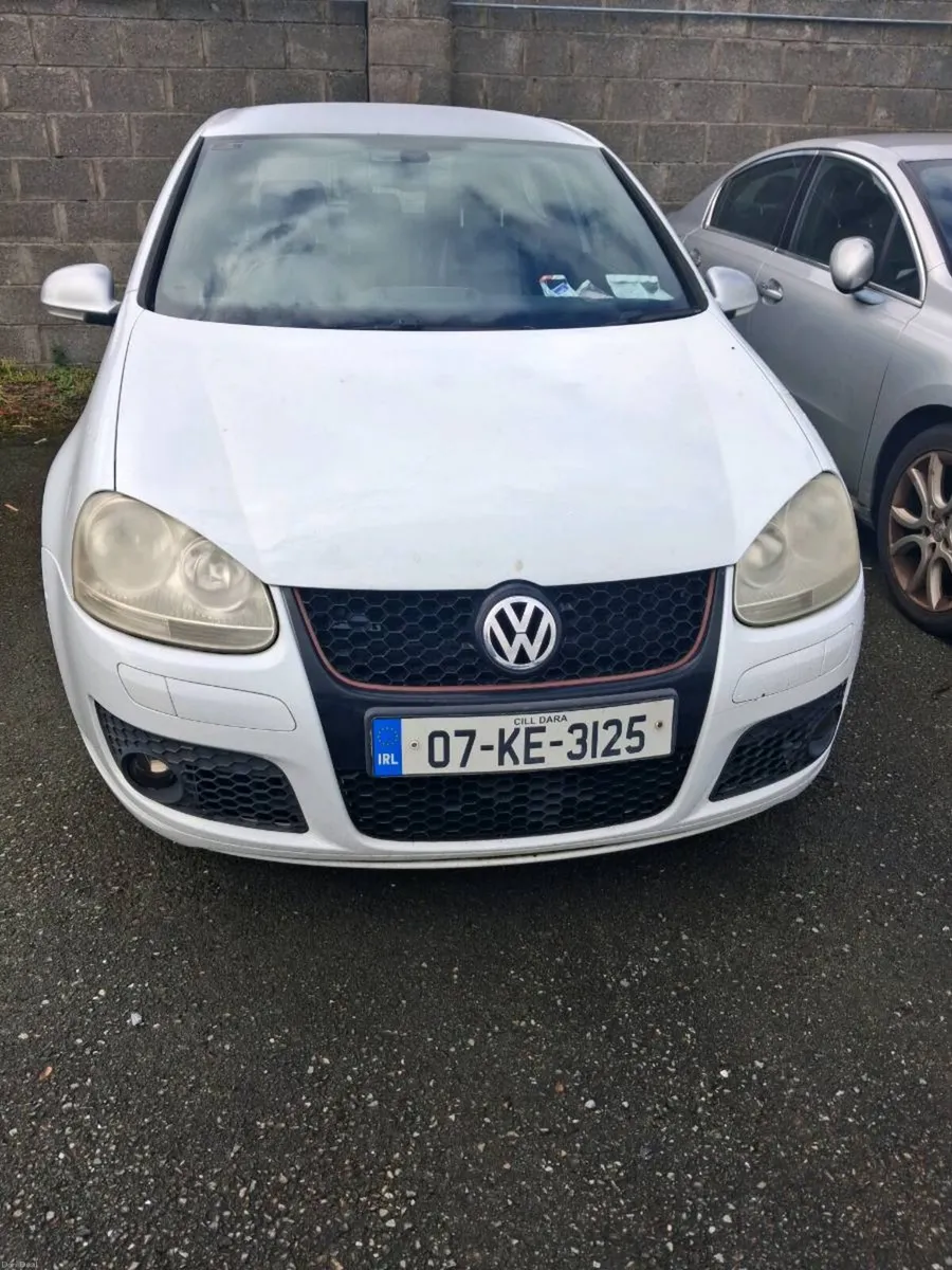 Car - Image 1