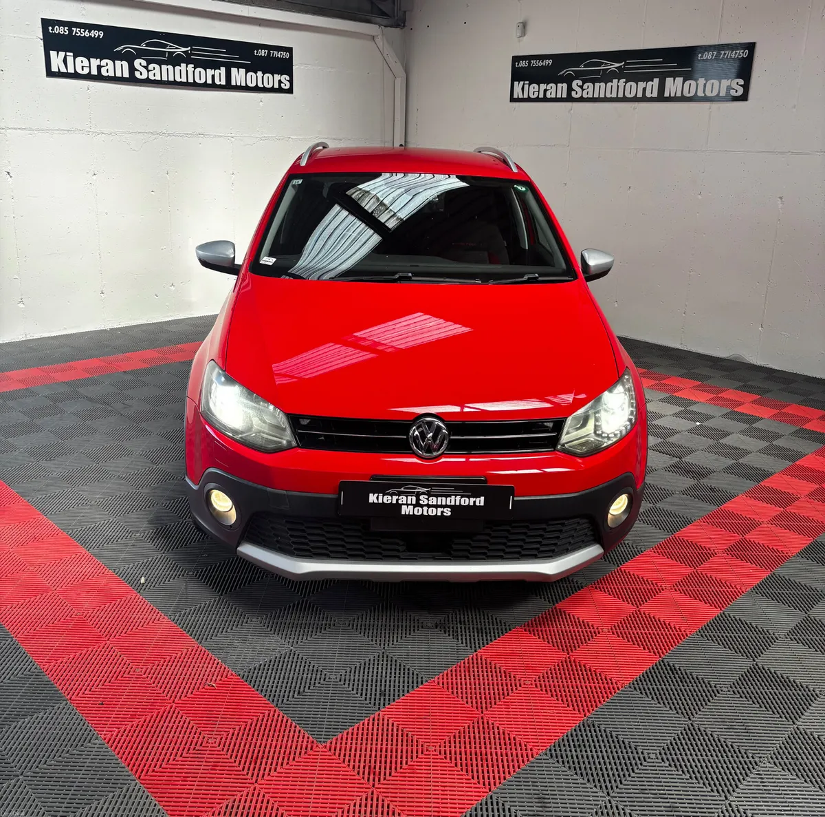 2015 Volkswagen Polo Cross - Image 2