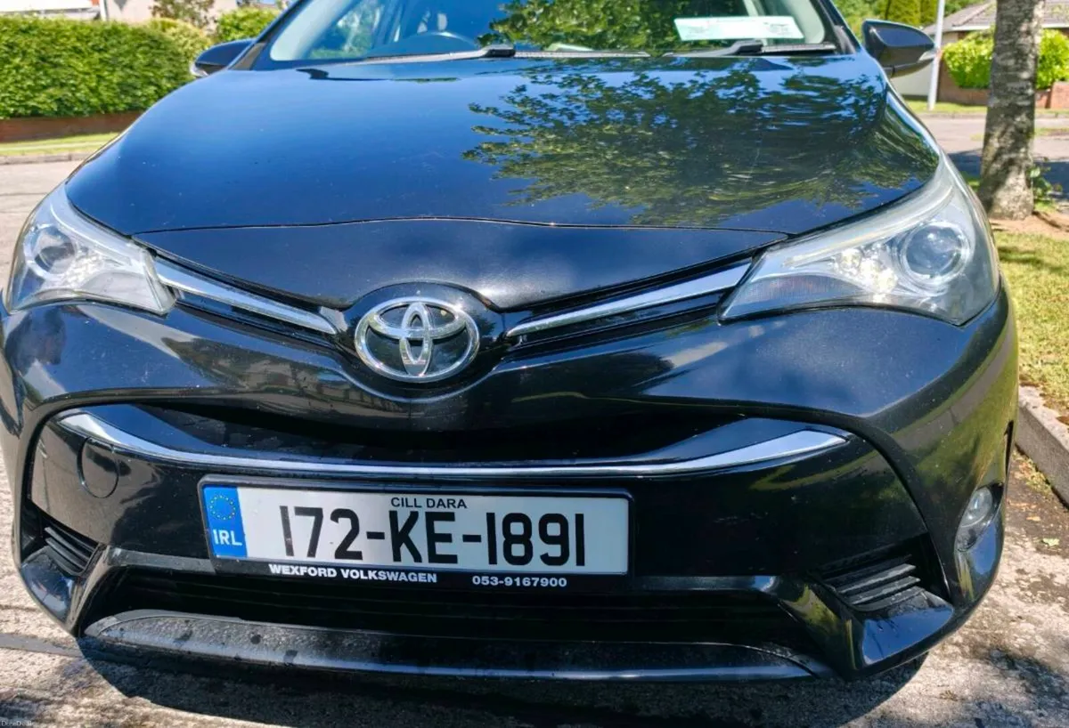 Toyota Avensis 2017 Diesel D4D Luxury Trim - Image 2