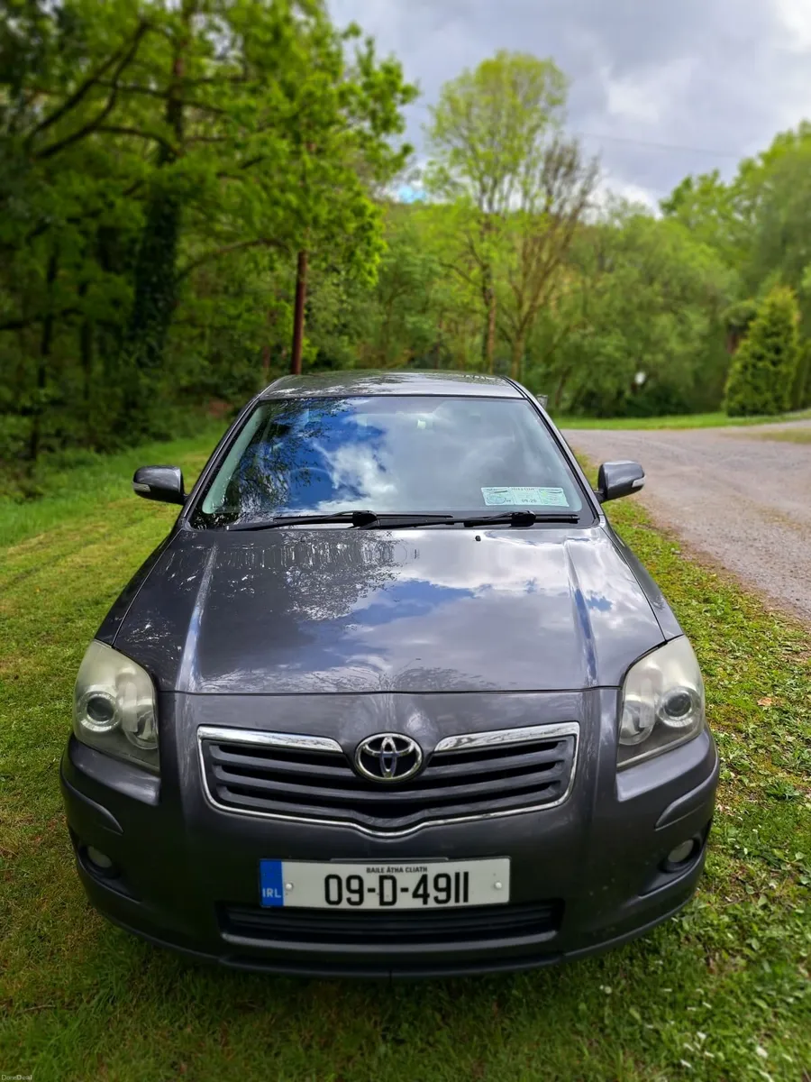 Toyota Avensis 2009 - Image 1
