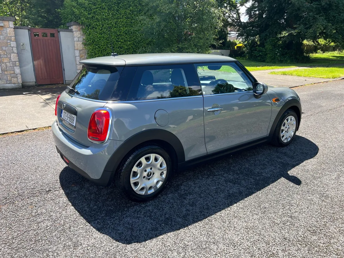 2017 Mini Cooper Spotless Condition - Image 2