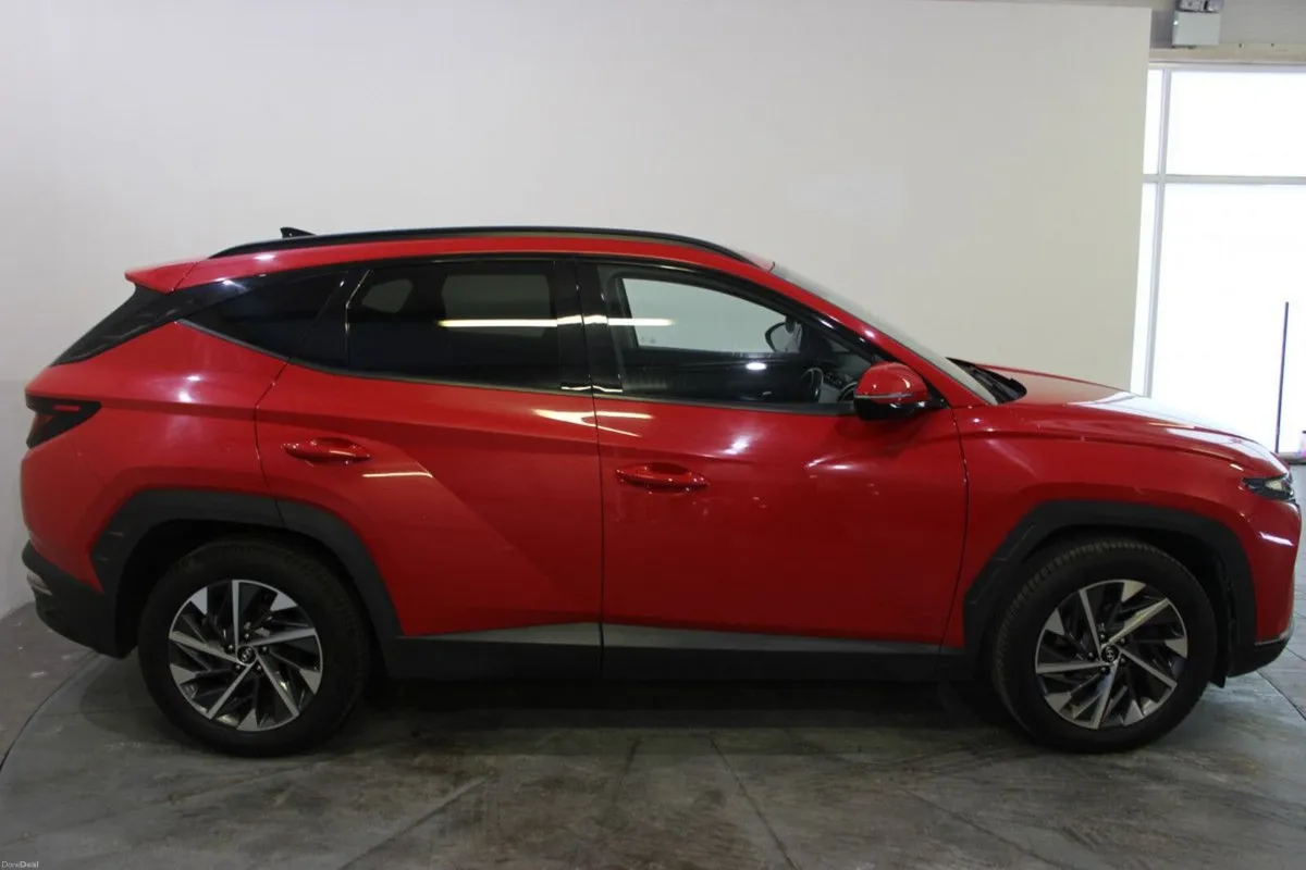 Hyundai Tucson 2WD Executive - TENDER 17 - Image 4