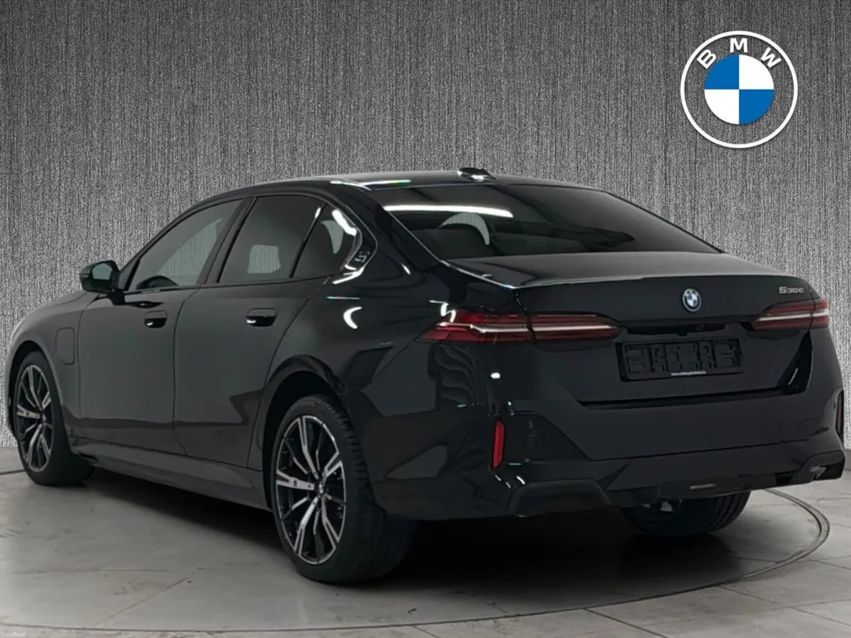 BMW 5-Series 530e M Sport Saloon IMMEDIATE DELIVER - Image 3