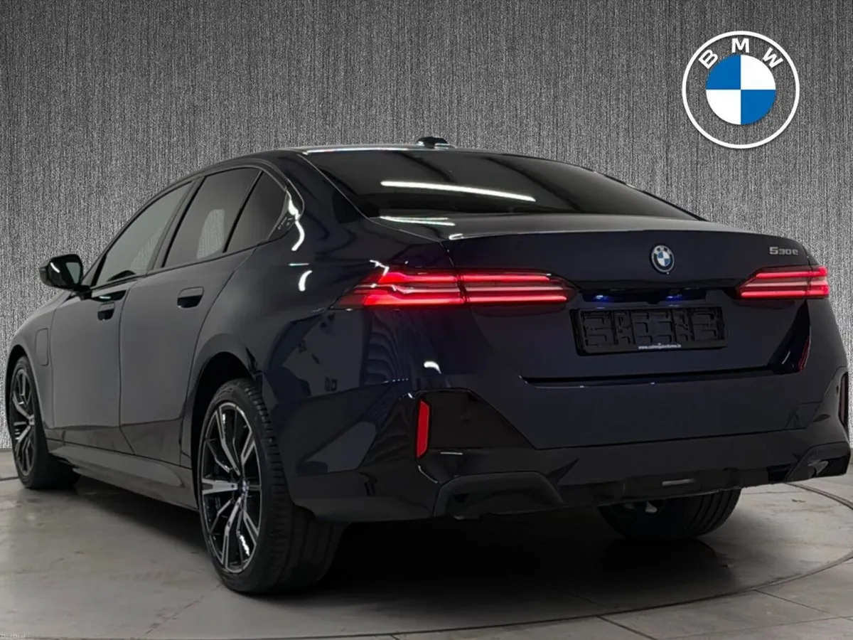 BMW 5-Series 530e M Sport Saloon IMMEDIATE DELIVER - Image 3