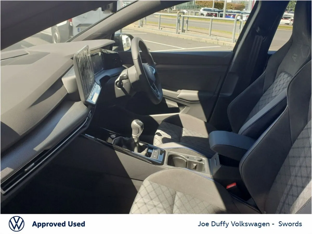 Volkswagen Golf R-LINE 1.5 TSI 150HP - Image 4