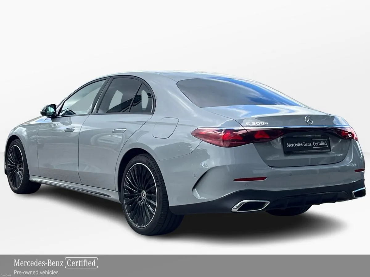 Mercedes-Benz E-Class E 300E AMG Line Plus PHEV Sa - Image 4