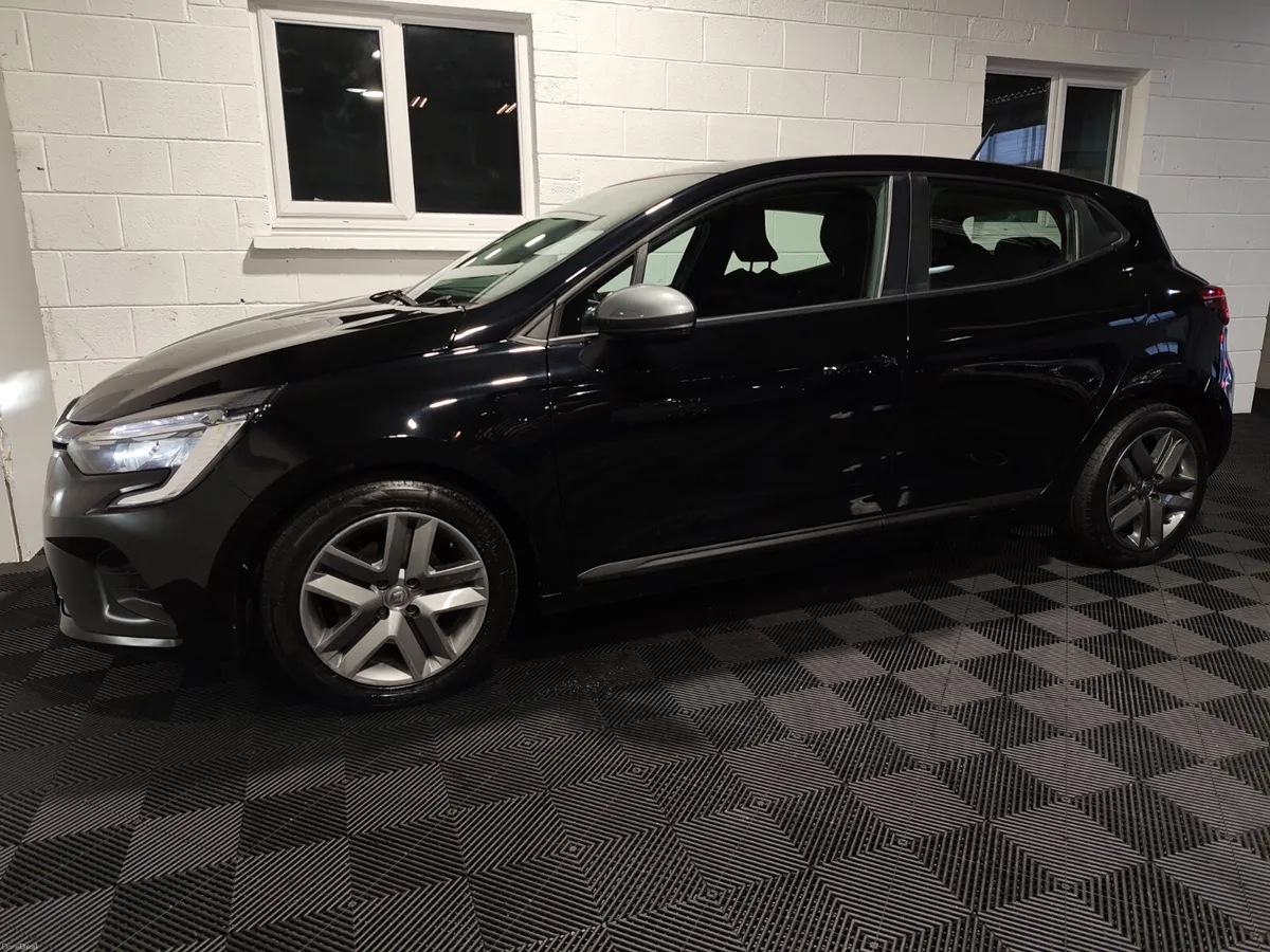 Renault Clio 2022 1.0 PETROL DYNAMIQUE SPEC EXTRAS - Image 2