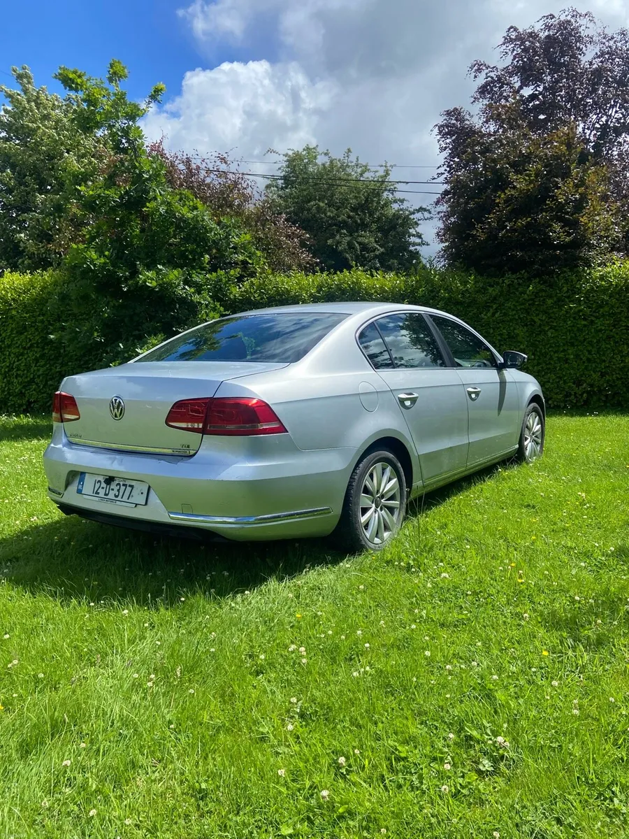 Car - Image 3