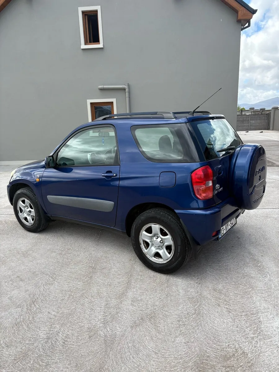 2003 Toyota Rav low milage - Image 3